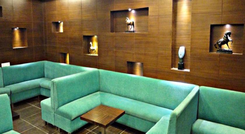 Corporate Regency Hotel New Delhi Exterior photo