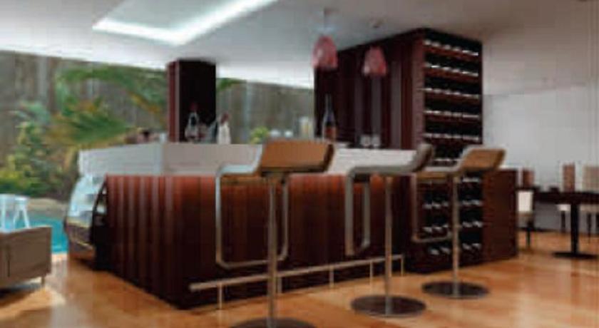 Corporate Regency Hotel New Delhi Exterior photo